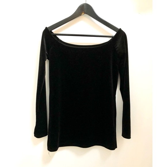 Velvet off the shoulder long sleeve top - Picture 2 of 3